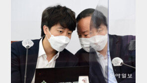 이준석 “尹, 김종인에 매달려야…정무-정책 둘 다 되시는 분”