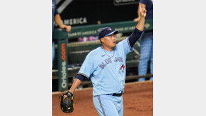 제구 걱정 끝… 류현진, 개운한 전반기