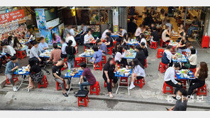 정은경 “국민들 단합된 멈춤 절실”… 4단계 가도 확진 감소엔 한달 