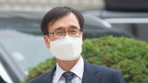 검찰, ‘한동훈 독직폭행’ 정진웅에 징역 1년 구형