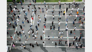 오세훈 “코로나 검사 대기 시간 줄이는 앱 개발” 지시