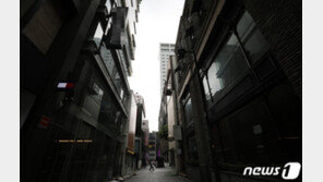 “문 열면 버리는 돈 더 커” “폐업 준비”…자영업자들 망연자실