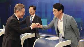 이재명 “이해부족” vs 박용진 “착각 인정하면 될 일을”