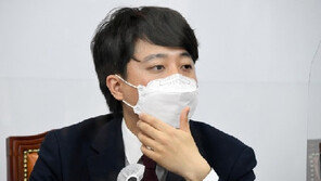 이준석 “성과 없는 통일부 유지는 혈세 낭비…유튜브도 재미없어”