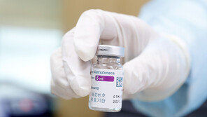 ‘AZ 접종거부자’ 재접종 기회?…당국 “안 맞은 국민부터”