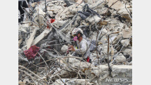 美, 아파트 붕괴 후 주변 대대적 점검… 법원청사도 폐쇄 