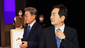 정세균, 이재명 ‘전국민 지급’ 비판…“피해보상에 주력해야”