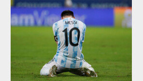 28년의 기다림… 아르헨티나 恨 풀어낸 메시 