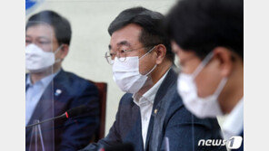 윤호중 “방역상황 급변, 추경 반영해야…‘4단계 손실’ 법적 보상된다”