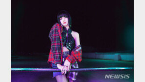 블랙핑크 리사도 솔로 데뷔…“이번주 신곡 뮤비 촬영”