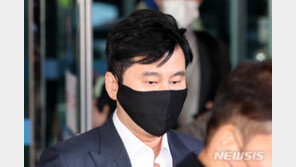 ‘마약수사 무마 의혹’ 양현석, 코로나 확산에 재판 연기