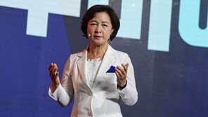 추미애, ‘전국민 지원’ 합의 번복한 野에 “국정이 장난인가”