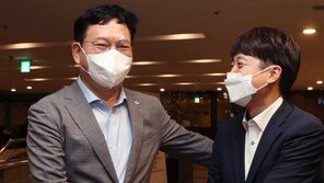 ‘전국민 지원금’ 진화 나선 이준석 “배석자 없어 생긴 오해”