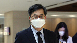 자고나면 또 출사표…판 커지는 범야