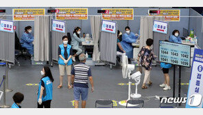 “나만 6주 뒤에?” 모더나 지연접종 불안…“효과 줄어도 큰 문제 없어”