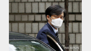 조국, 정경심 ‘징역 4년’에 “기 막히고 억장 무너져”