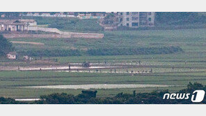 북한 “식량 생산 10년래 최저 기록, 목표 달성 실패” 시인