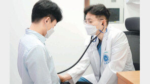 식후에 가스 차고 손발 부으면… ‘새는 장 증후군’ 의심을