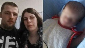 ‘생후 39일’ 英아기 갈비뼈 71개 골절…피 토하는데도 방치