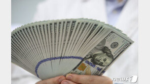 美 CEO들, 일반 근로자들보다 299배 더 많이 벌었다