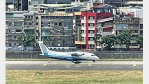 “韓, 곤란하지 않게”…美의원들, 비밀리에 오산기지서 대만으로 비행