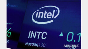 인텔, ‘글로벌파운드리’ 34조원에 인수 추진…삼성전자 ‘긴장’