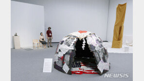 日오사카서 소녀상 전시 시작…지지·반대 측 언쟁