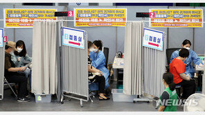 AZ 신규 접종자 접종간격 11→8주로 단축…“기존 접종자는 일정대로”