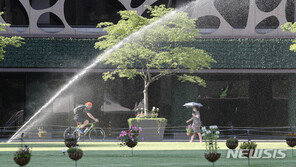 [날씨]밤부터 남부 장맛비…18일도 체감온도 33도 훌쩍