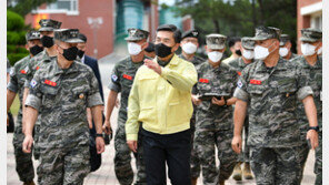 서욱 “훈련소 입영 예정자, 입영 前 1·2차 접종 완료해야”