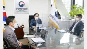 빨라지는 내연기관차 퇴출시계…車업계, 전기차개발 ‘박차’