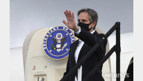 美국무장관, 외교관들에 “주재국 인권단체와 정기적으로 접촉하라” 