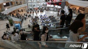 수도권 ‘4단계’ 연장하나…“이번 주 거리두기 효과 본뒤 결정”