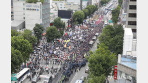 경찰, ‘민노총 불법집회’ 집행부 23명 입건… 양경수 위원장 압수수색 