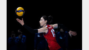 부상 투혼속 따낸 올림픽 티켓…‘배구여제’ 김연경의 마지막 도전