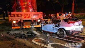 14t 트럭 불법좌회전 때문에…10대 4명 참변