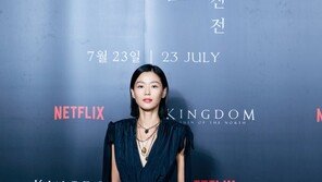 전지현 “김은희 작가 팬…‘킹덤’ 좀비로라도 나오고 싶었다”