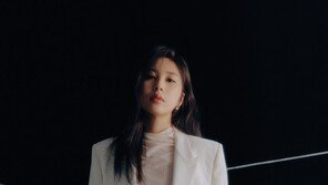 권진아, 서머 싱글 ‘노크’ 27일 발매…청량 분위기 가득