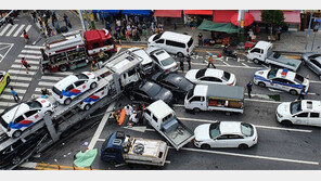 여수서 트레일러 횡단보도 덮쳐… 3명 사망