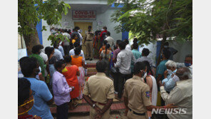 인도, 치사율 50% ‘검은 곰팡이증’ 확산…4300여명 숨져