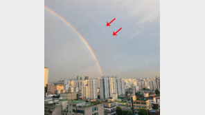 소나기 그친 뒤 하늘에 뜬 ‘쌍무지개’…왜 생길까? 