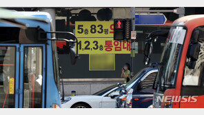 정부, 내일 수도권 거리두기 4단계 연장 여부 발표