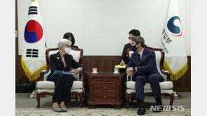 방한 美 셔먼, 남북 문제 관련 한미 공조 강조