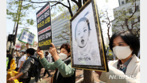 정인이 양모 측 “심폐소생 과정에 상처 났을수도”…2심서 주장
