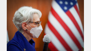 셔먼 방중 앞두고…美 “北문제 등 中과 논의 여지 있어”