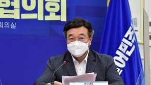 與 “신규 계약 때도 전월세 상한제 검토”…부동산3법 손보나