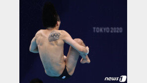 [올림픽] 우하람-김영남, 다이빙 싱크로 7위…메달 획득 실패