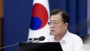 경제·방역에 폭염 대책까지…부쩍 늘어난 ‘文대통령 지시사항’ 왜?