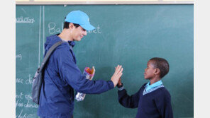 조인성, 탄자니아 학교 설립에 5억원 기부…뒤늦게 알려진 선행