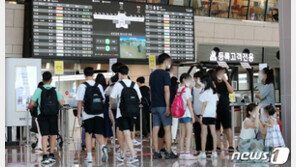 ‘수도권 4단계, 비수도권 3단계’ 안 먹히나…남은 방역카드는?